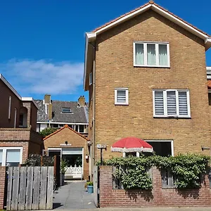Appartement Short, Zandvoort