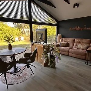  Couette-café Het Duinhuisje Met Jacuzzi, Gratis Parkeren, 2 Fietsen Te Leen, Airco